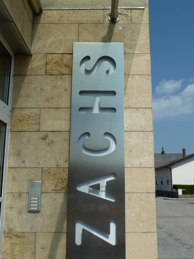 Hotel Zachs Sankt Margarethen im Burgenland Exterior foto